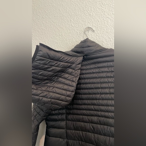 Michael Kors Packable Down Jacket with Detachable Hoodie XL - Picture 2 of 9